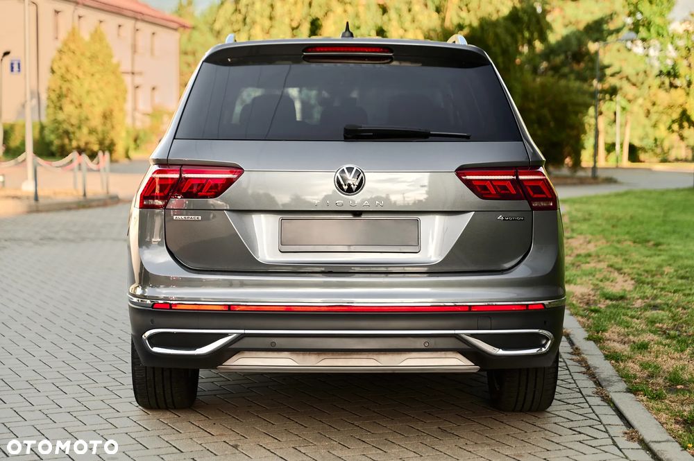 Volkswagen Tiguan 2.0 TSI 4Mot Elegance DSG - 11