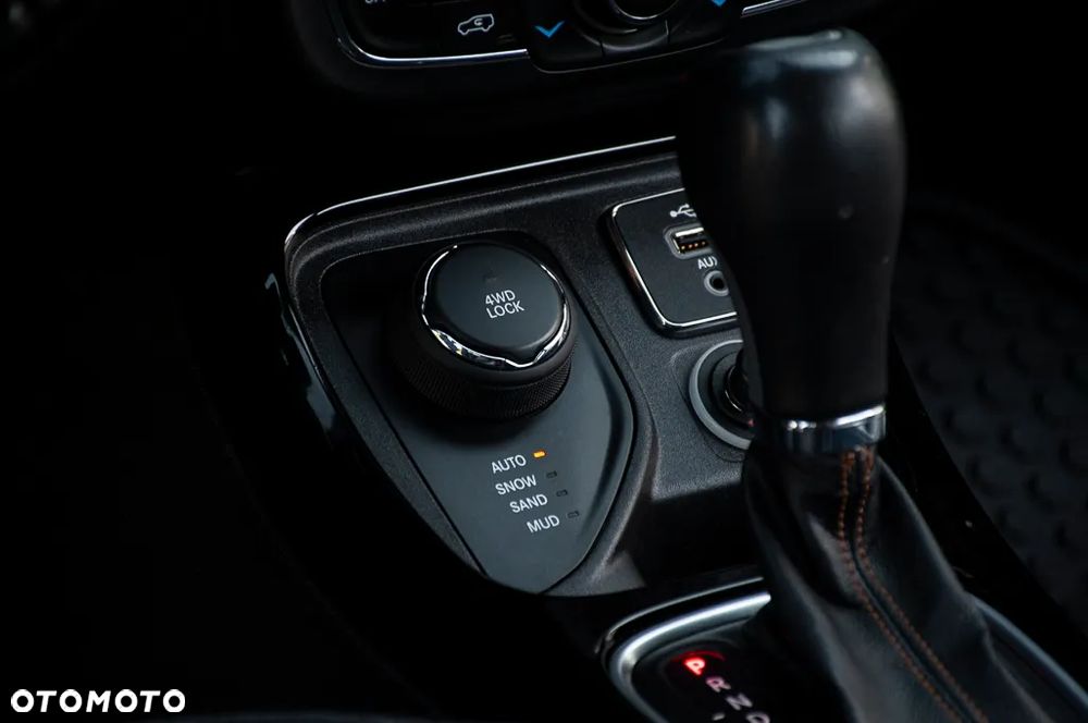 Jeep Compass 1.4 MultiAir Active Drive Automatik Opening Edition - 36