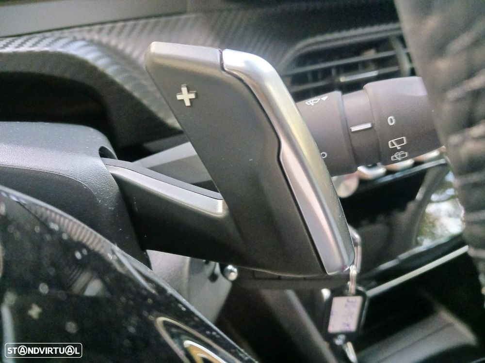 Peugeot 208 1.2 Hybrid Allure e-DCS6 - 26