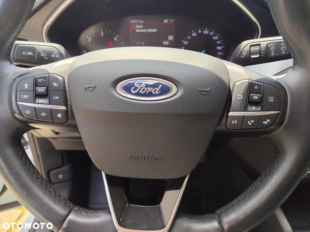 Ford Focus - 22