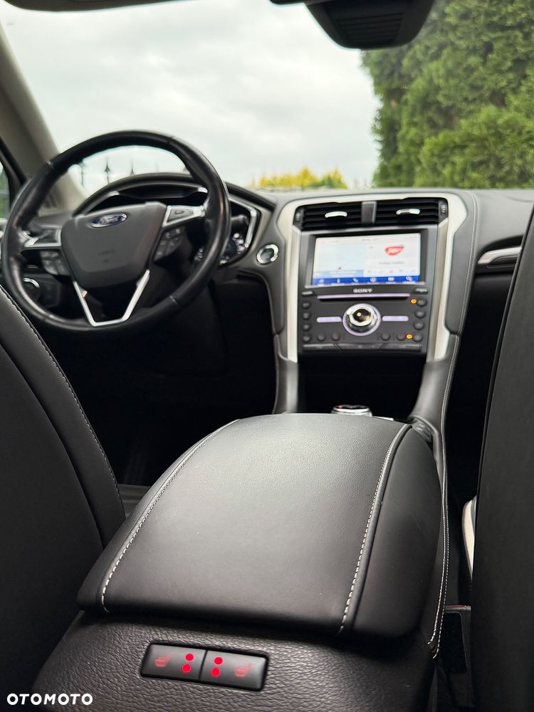 Ford Mondeo 2.0 EcoBlue Vignale Plus - 26