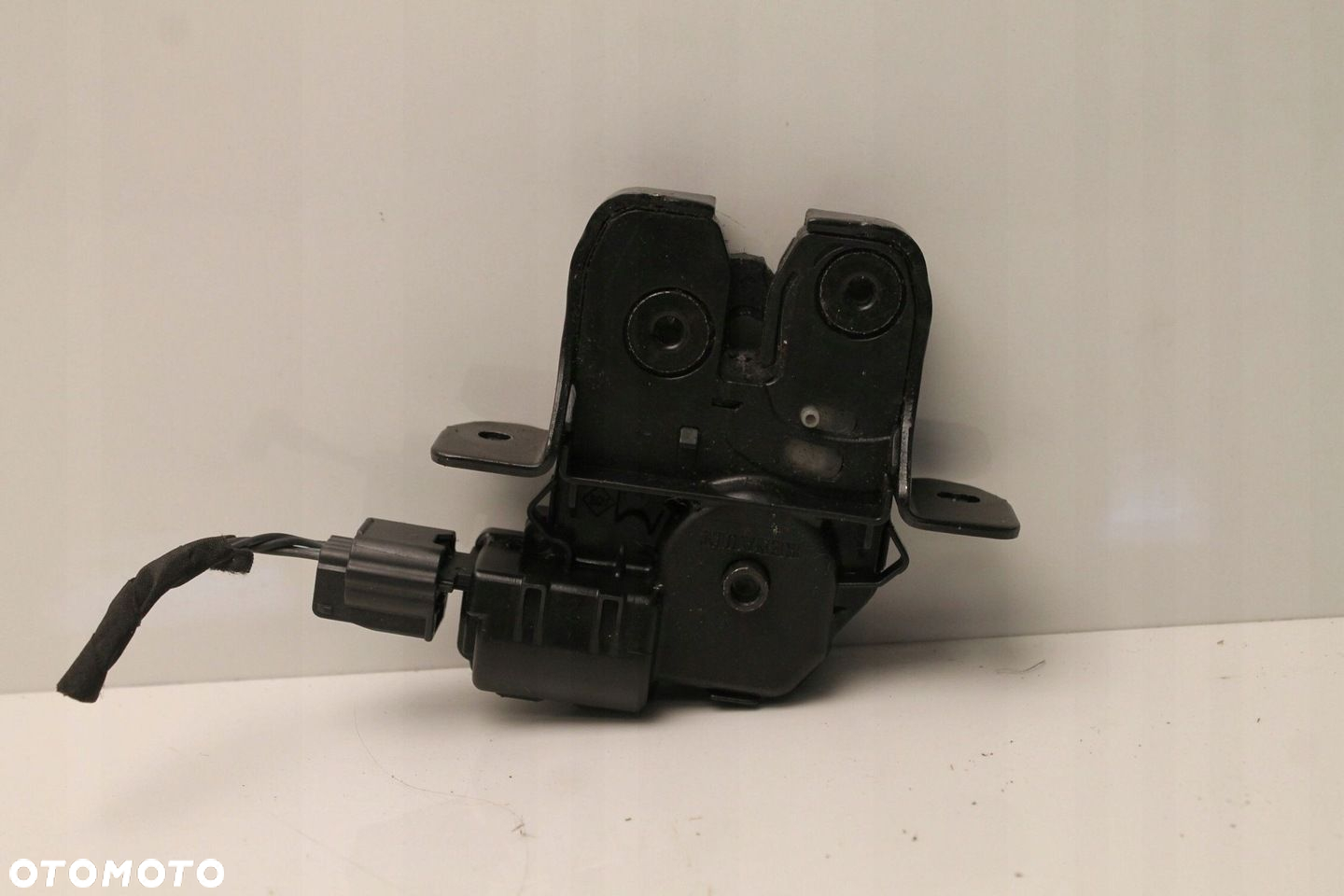 RENAULT MEGANE III KOMBI ZAMEK KLAPY BAGAŻNIKA TYŁ TYLNY 846307169R - 2