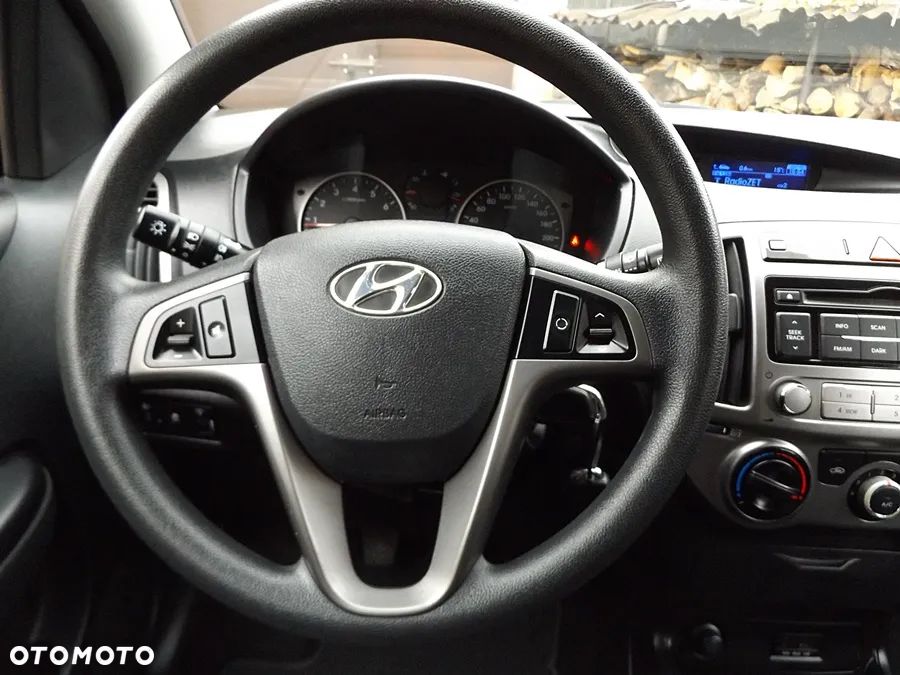 Hyundai i20 - 15