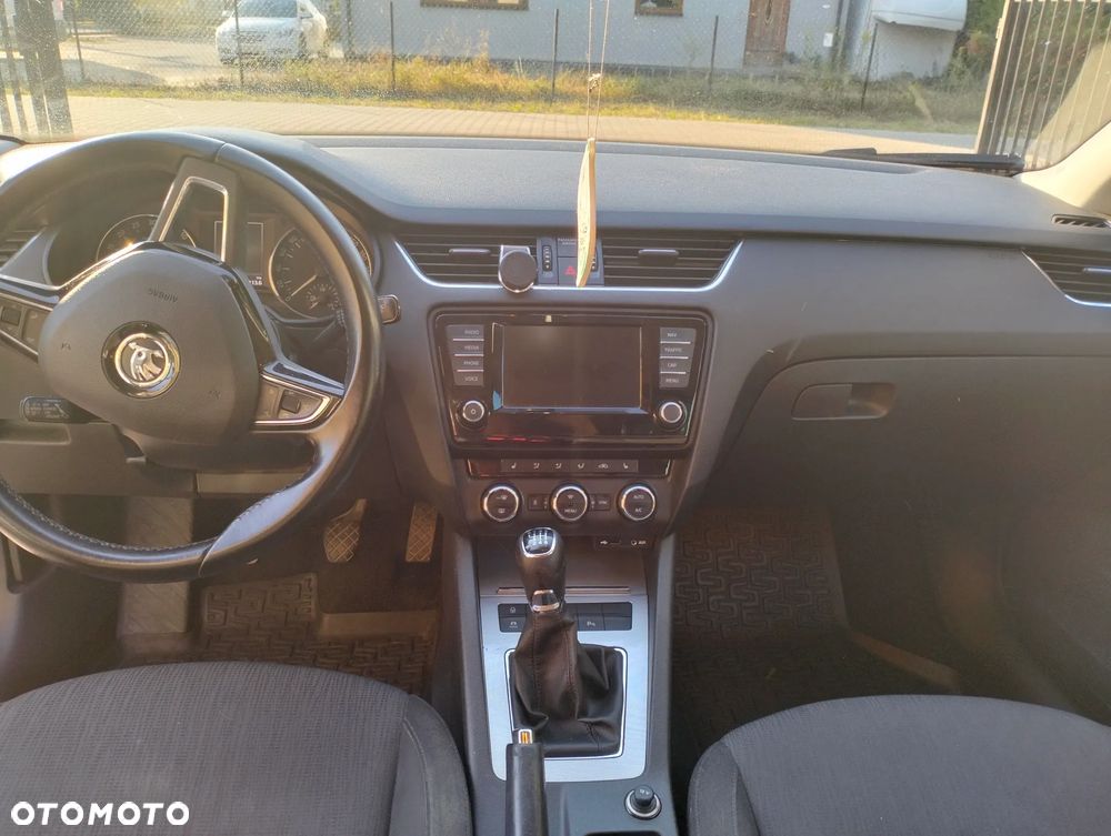 Skoda Octavia 2.0 TDI (Green tec) Style - 11