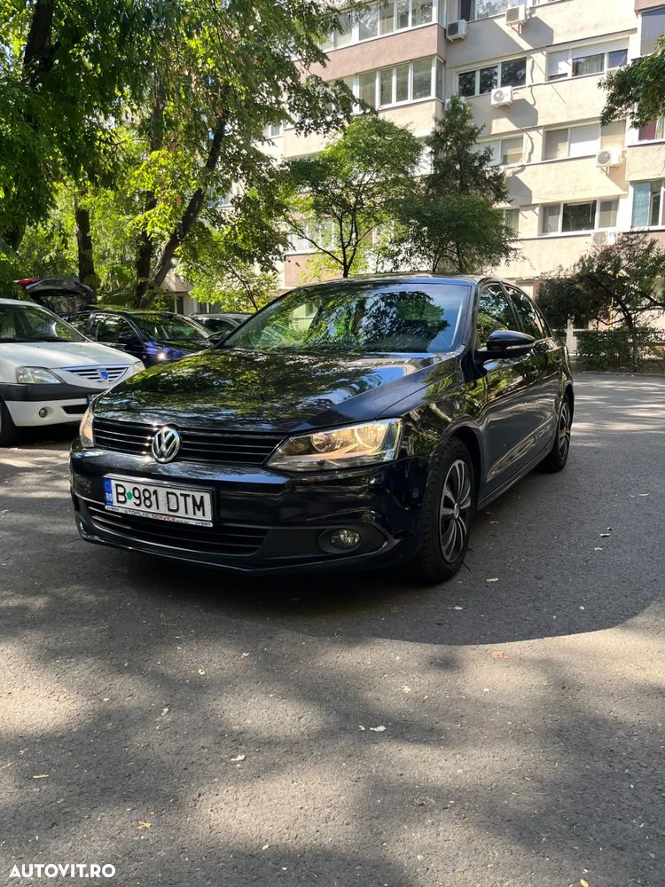 Volkswagen Jetta 1.2 TSI Trendline - 1
