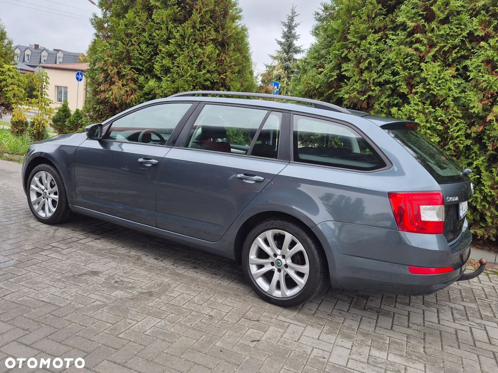 Skoda Octavia 1.6 TDI Edition DSG - 8