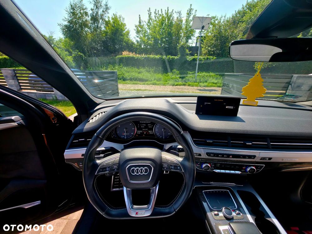 Audi SQ7 - 16