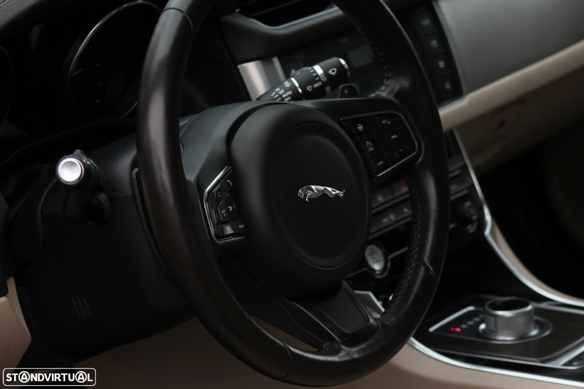 Jaguar XF E-Performance Aut. Portfolio - 27
