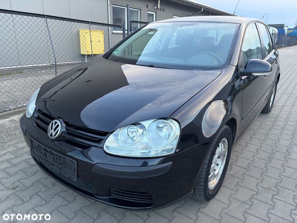 Volkswagen Golf - 2