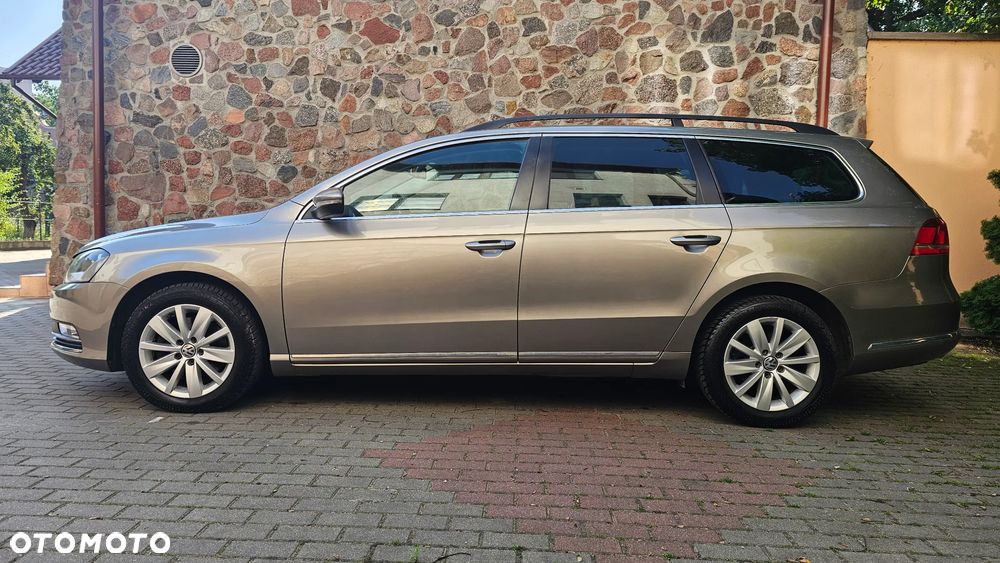 Volkswagen Passat - 5