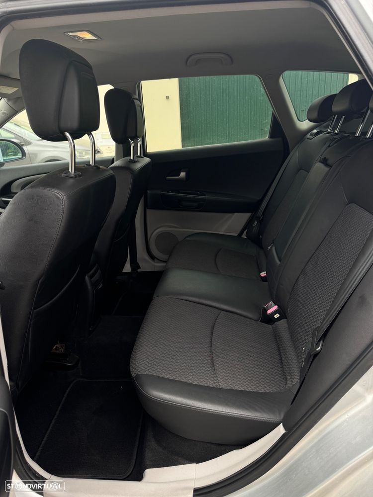 Kia Ceed SW 1.6 CRDi LX - 10