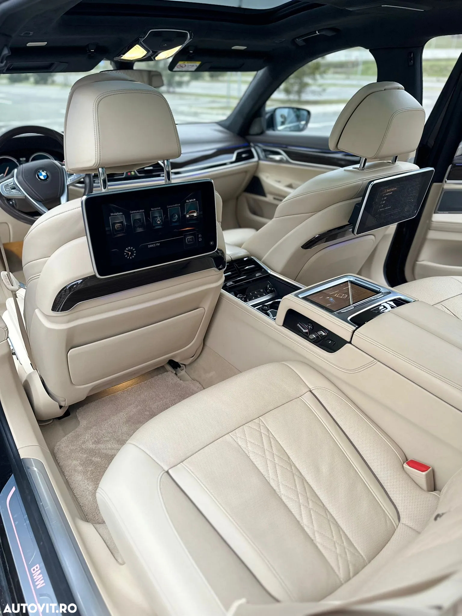 BMW Seria 7 750Li xDrive - 4