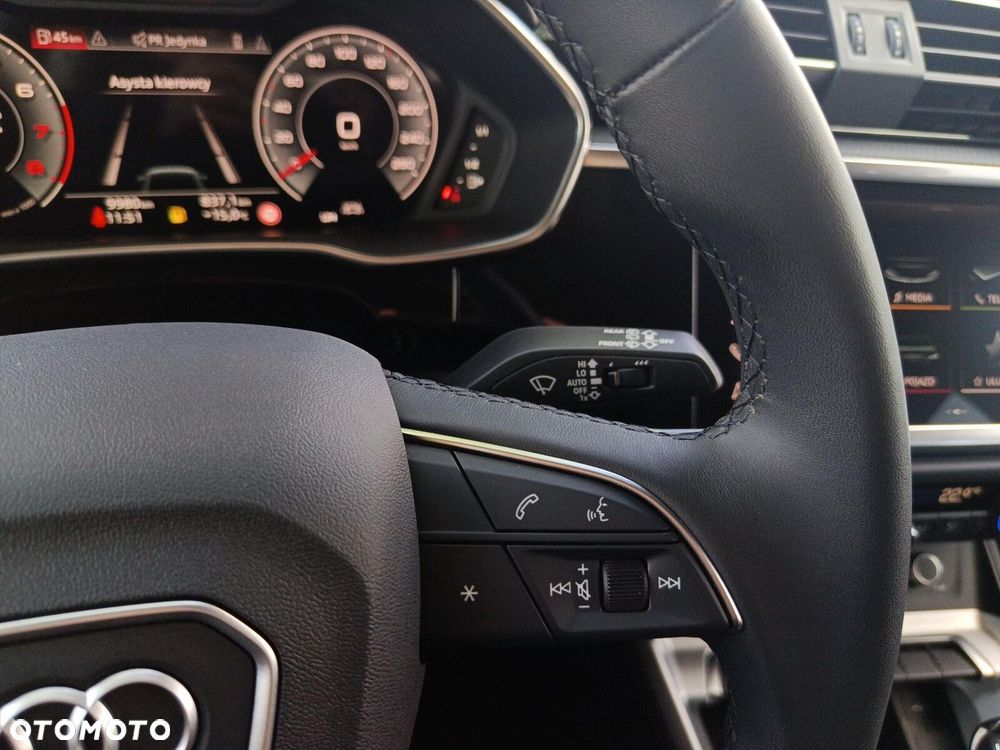Audi Q3 - 22