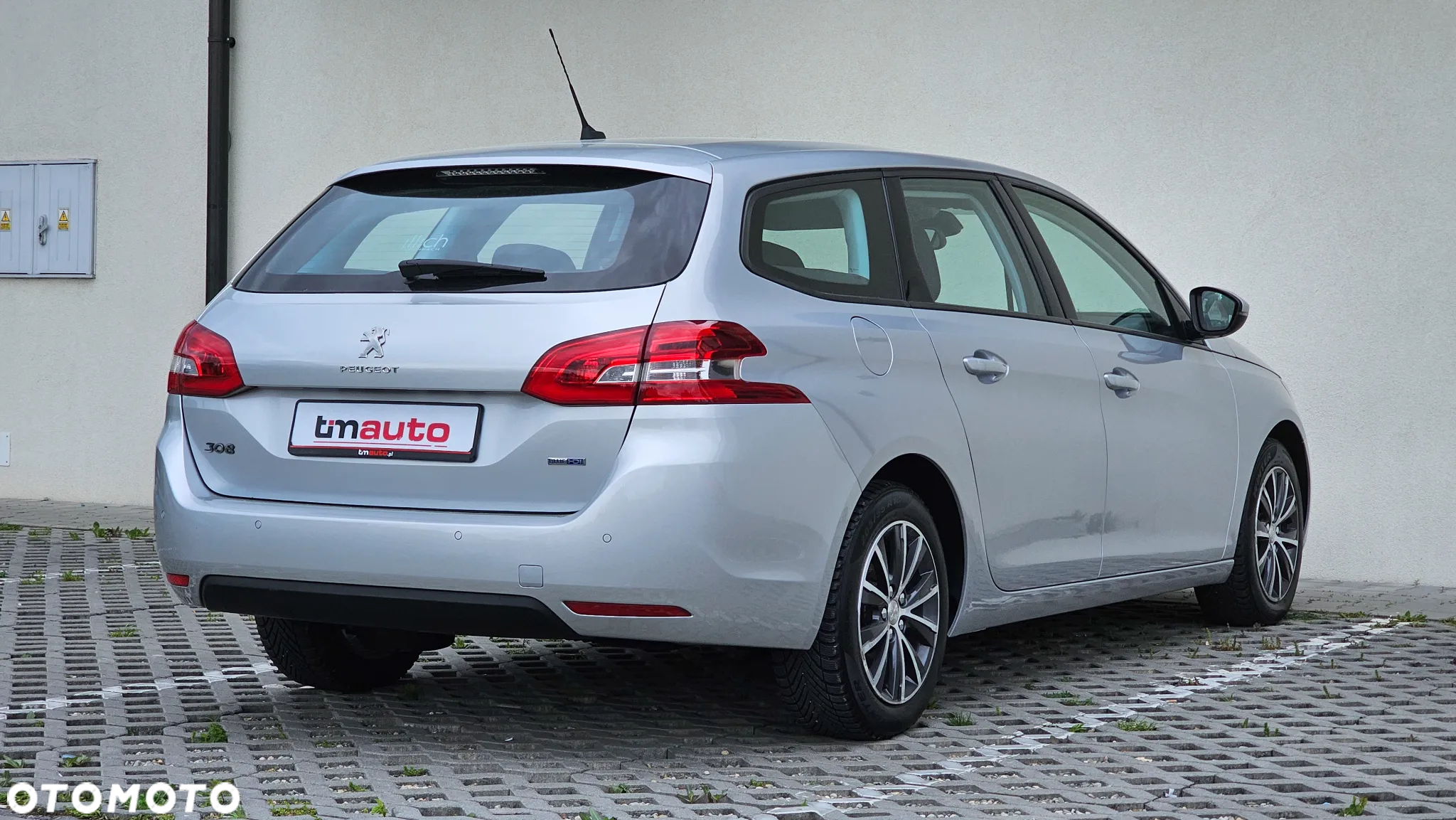 Peugeot 308 SW 1.6 BlueHDi Business Line S&S - 4