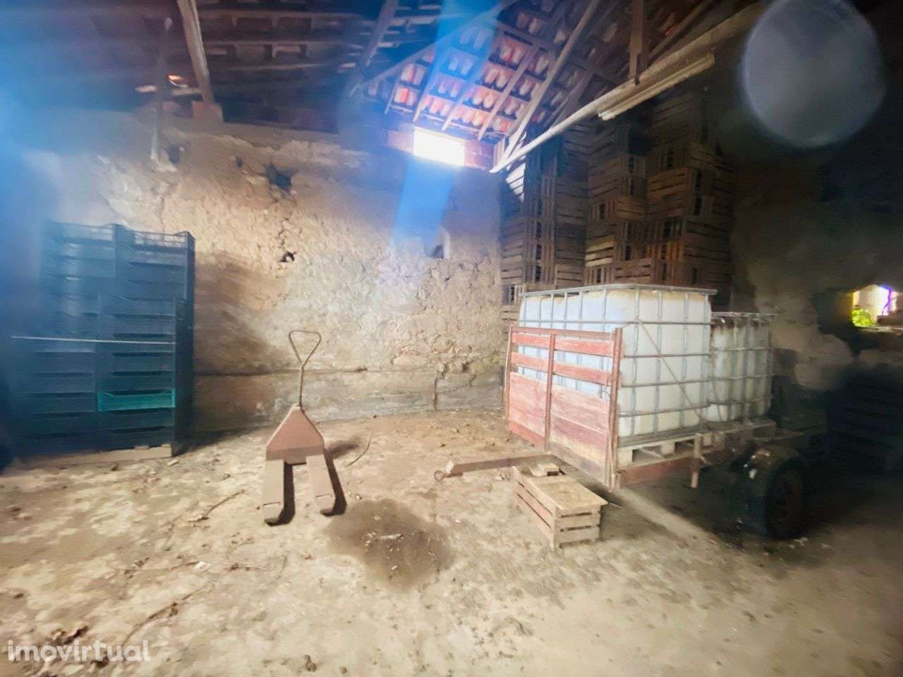 Armazém em terreno de 535m2 - a 15 kms de Caldas da Rainha - Grande imagem: 4/6