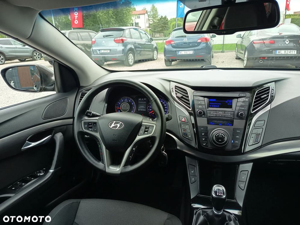 Hyundai i40 Kombi 2.0 Trend - 19