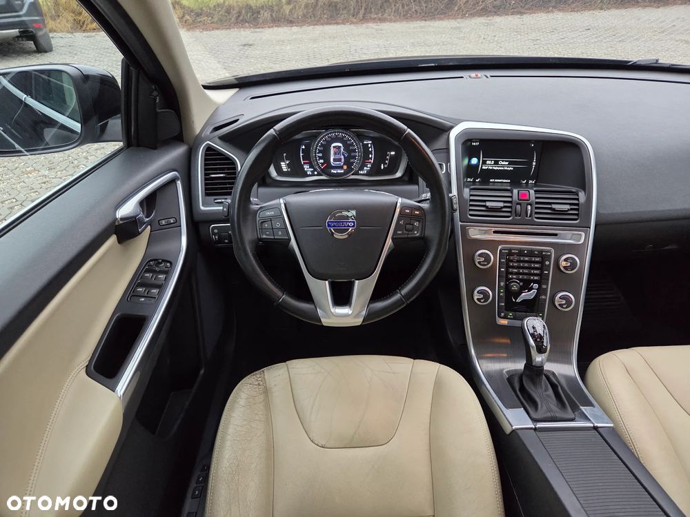 Volvo XC 60 T5 AWD Summum - 13