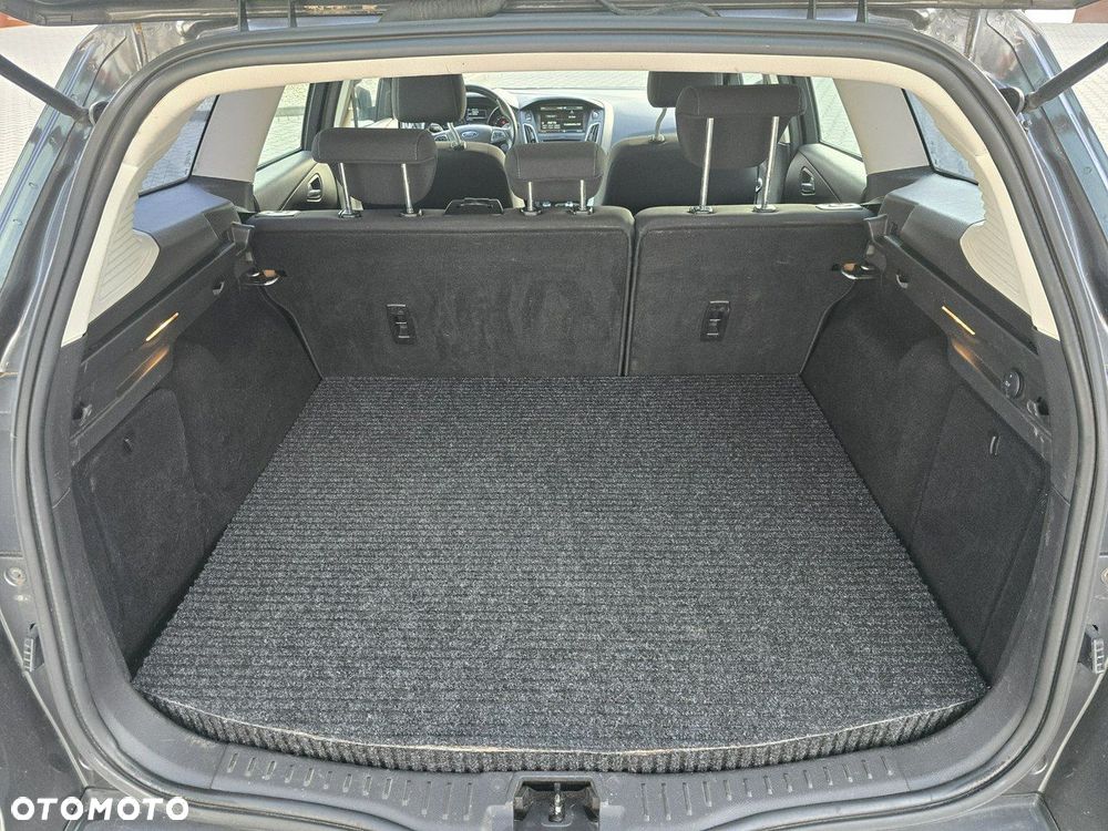 Ford Focus - 21