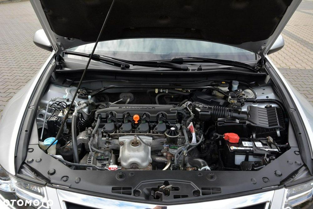 Honda Accord 2.0 Comfort - 33