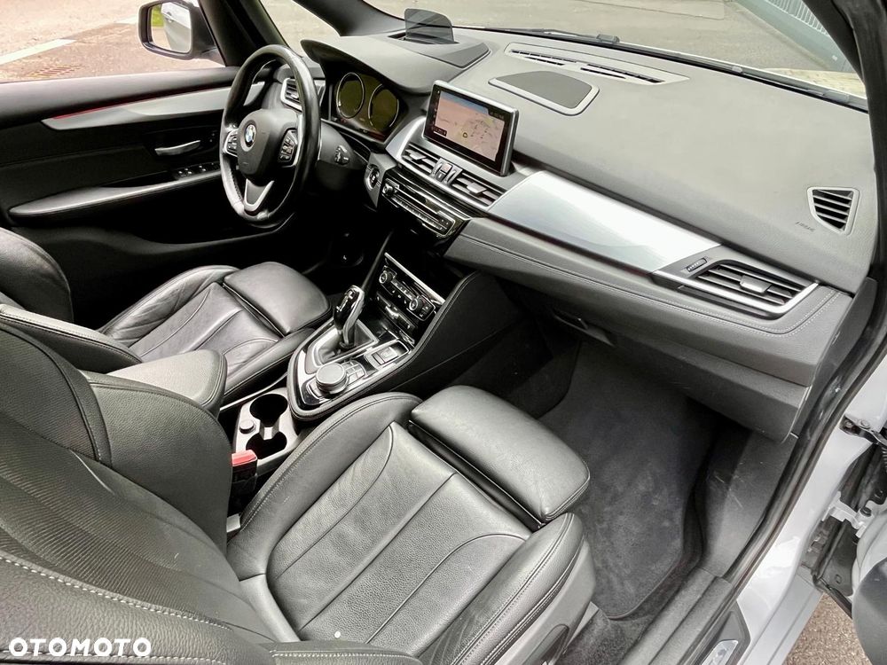 BMW Seria 2 220d Gran Tourer xDrive Sport-Aut Sport Line - 21