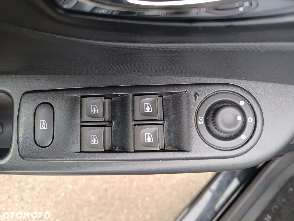 Renault Captur ENERGY TCe 120 EDC XMOD - 31