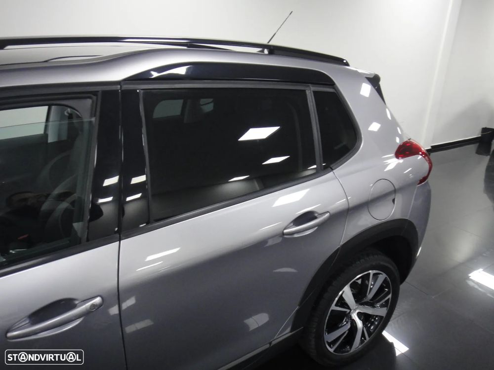 Peugeot 2008 1.2 PureTech GT Line EAT6 - 8
