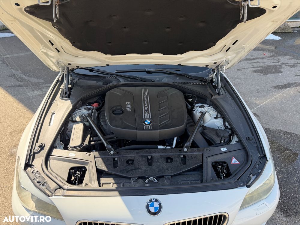 BMW Seria 5 520d Aut. - 12