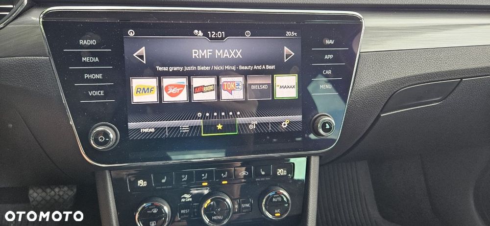 Skoda Superb 2.0 TDI SCR 4x4 Style DSG - 23