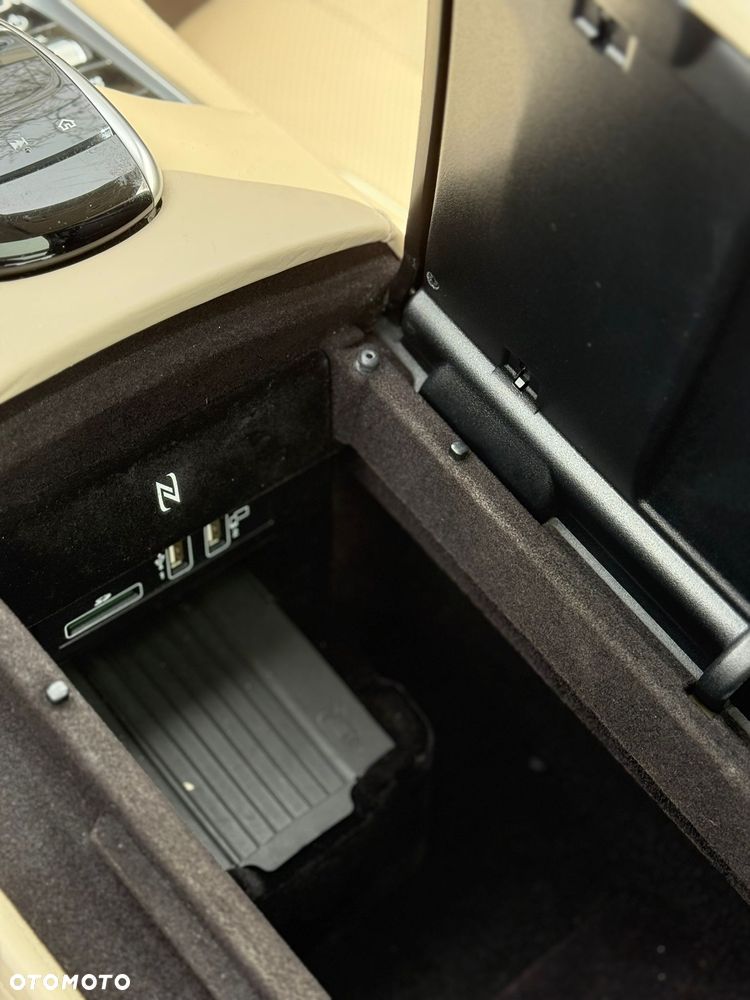 Mercedes-Benz Klasa S 580 4Matic 9G-TRONIC - 37
