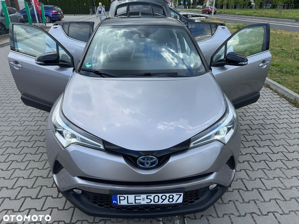 Toyota C-HR - 32