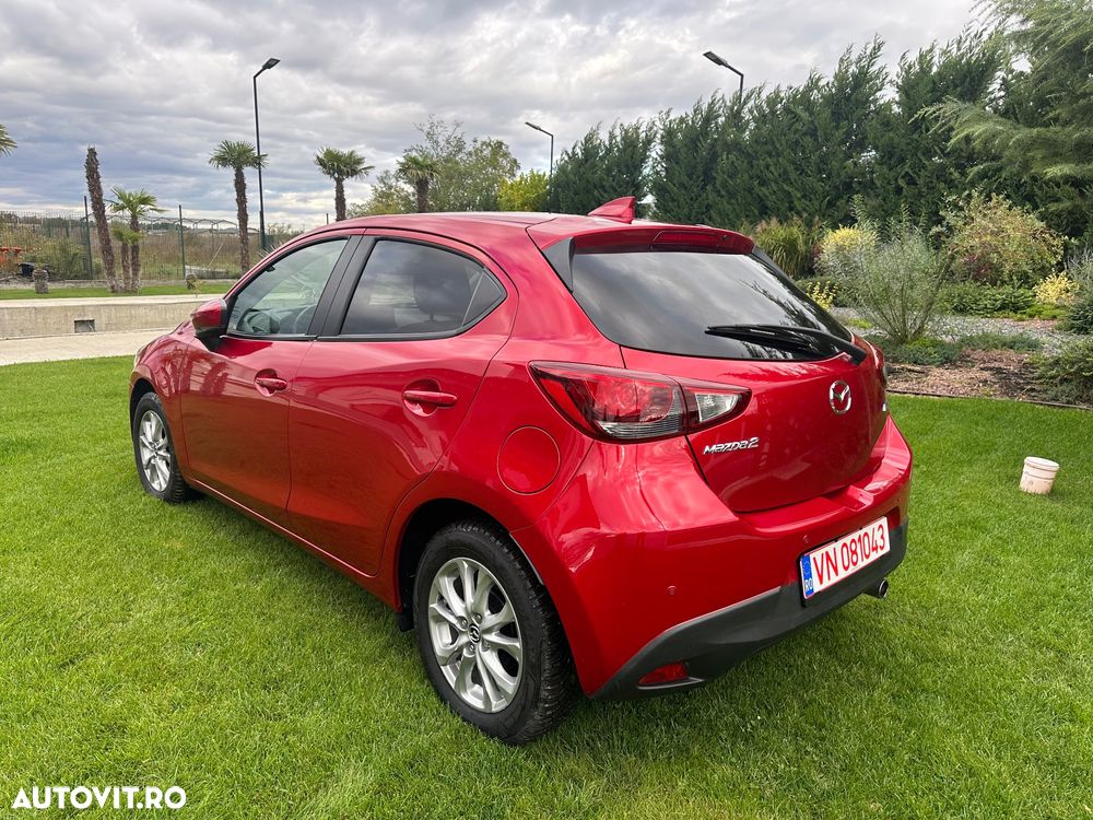 Mazda 2 - 4