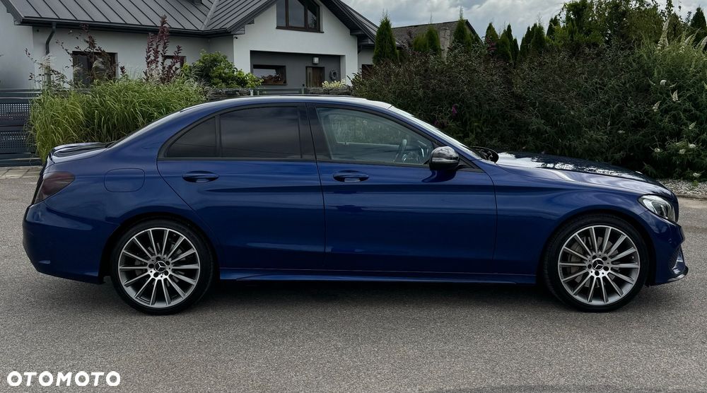 Mercedes-Benz Klasa C 300 7G-TRONIC - 6