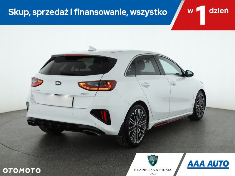 Kia Ceed - 6