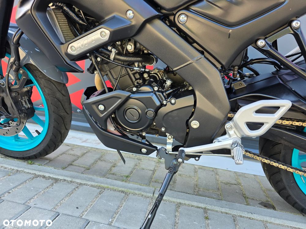 Yamaha MT - 12