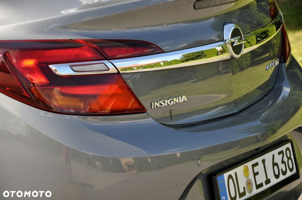 Opel Insignia - 16