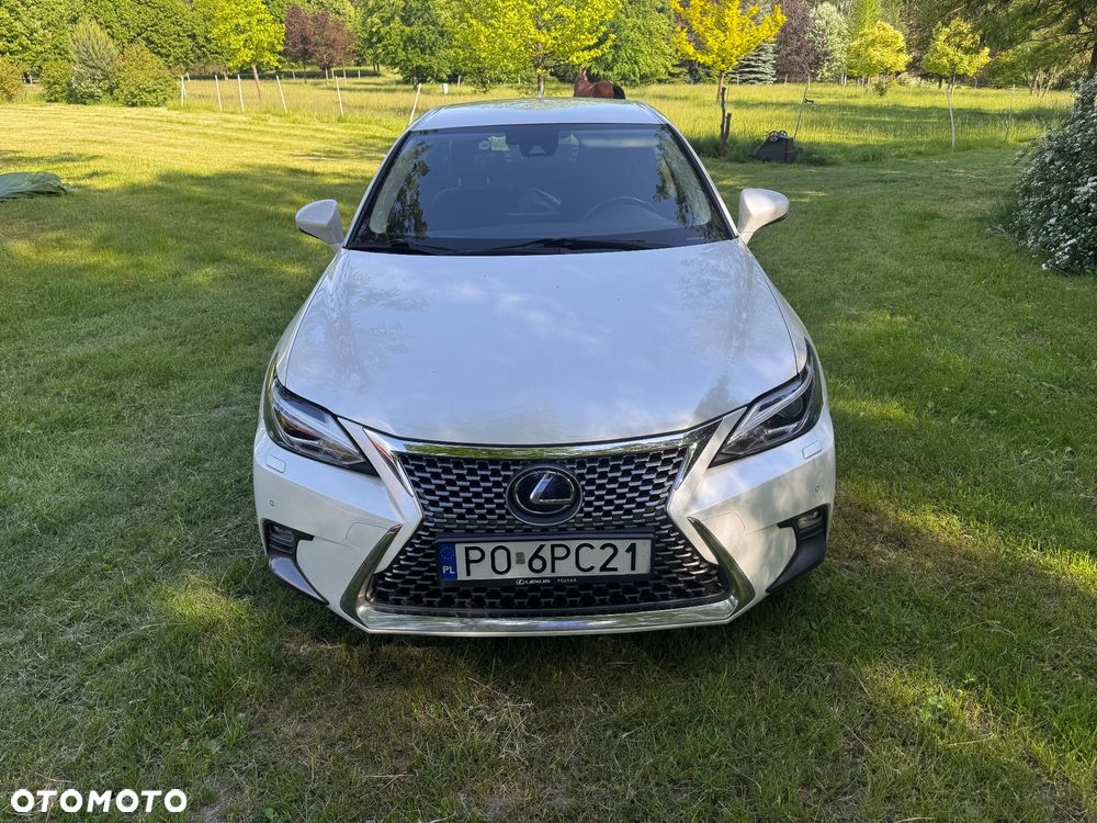 Lexus CT - 2