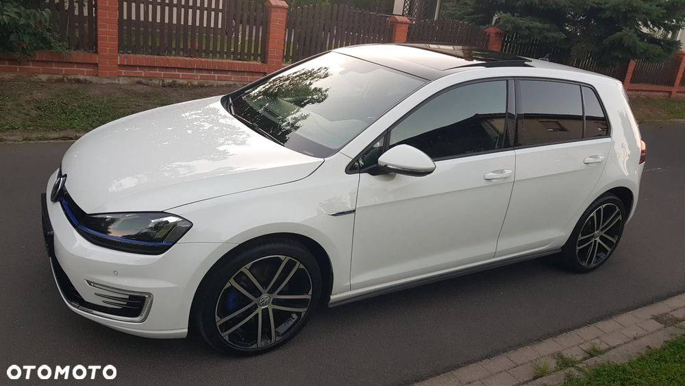 Volkswagen Golf - 3