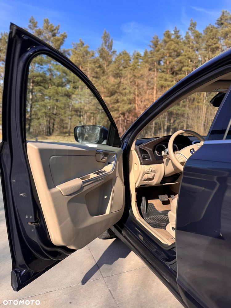 Volvo XC 60 3.2 AWD Summum - 17