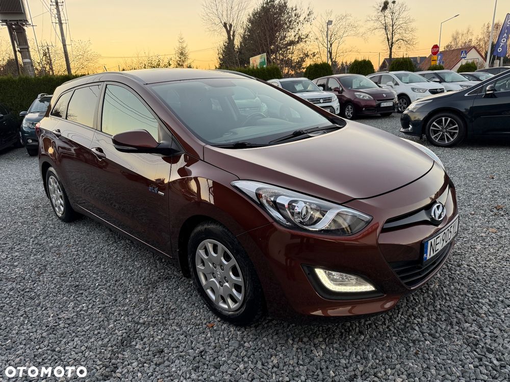 Hyundai i30 1.6 CRDi Classic + - 13