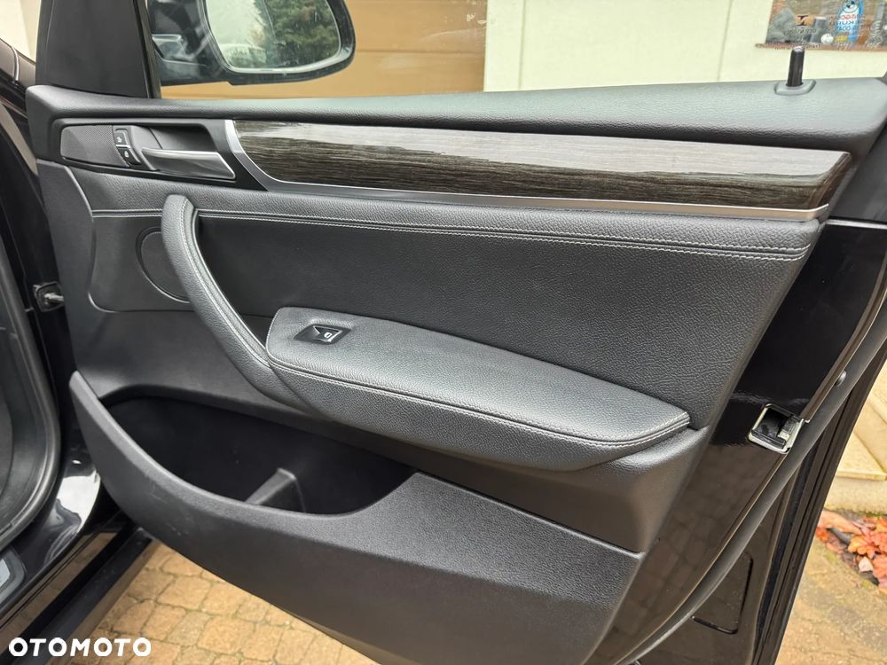 BMW X3 xDrive28i Sport-Aut M Sport - 14