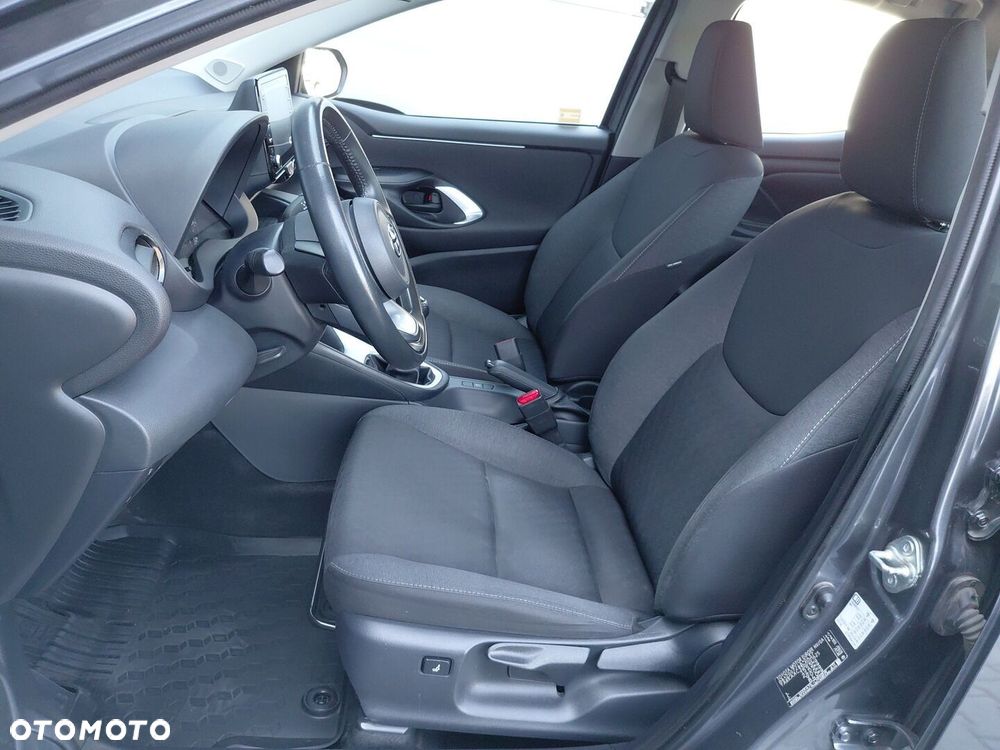 Toyota Yaris - 15