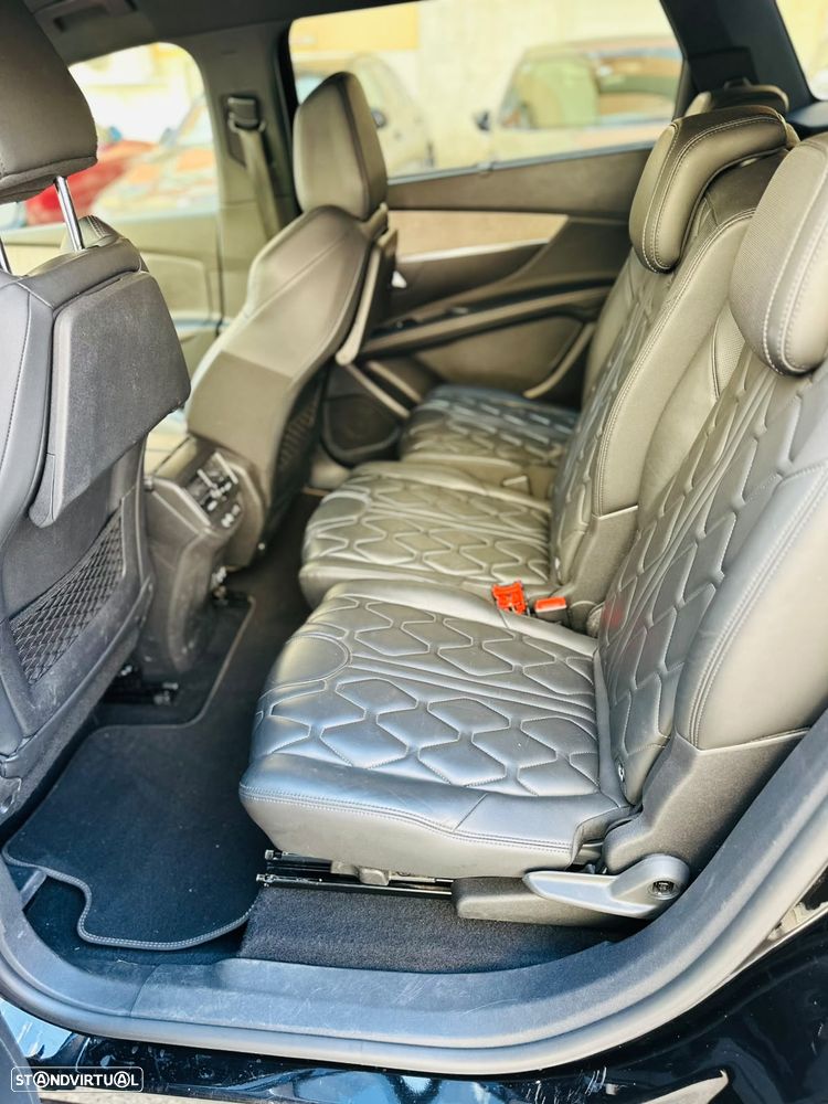 Peugeot 5008 BlueHDI 130 EAT8 GT — fotografia 8