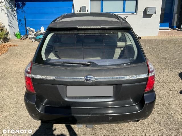 Subaru Legacy 3.0RE EXE - 6