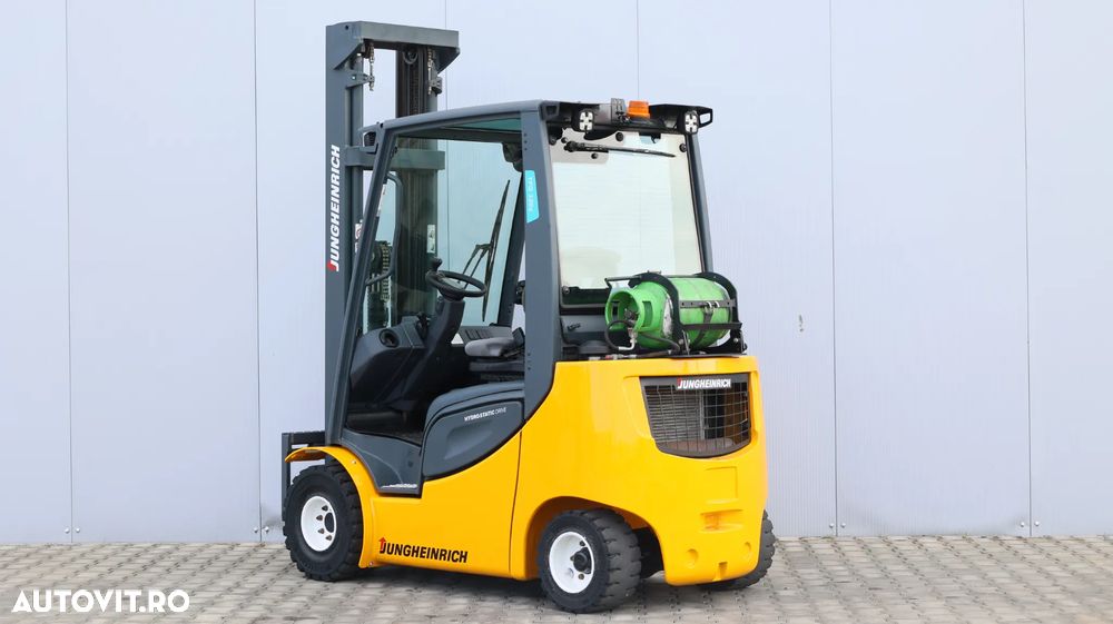 Jungheinrich TFG 320s - 6
