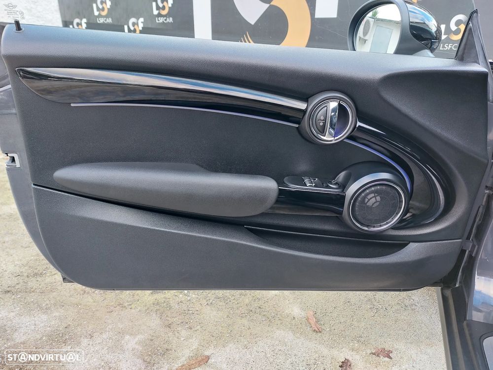 MINI 3 Portas Cooper S Aut. - 20