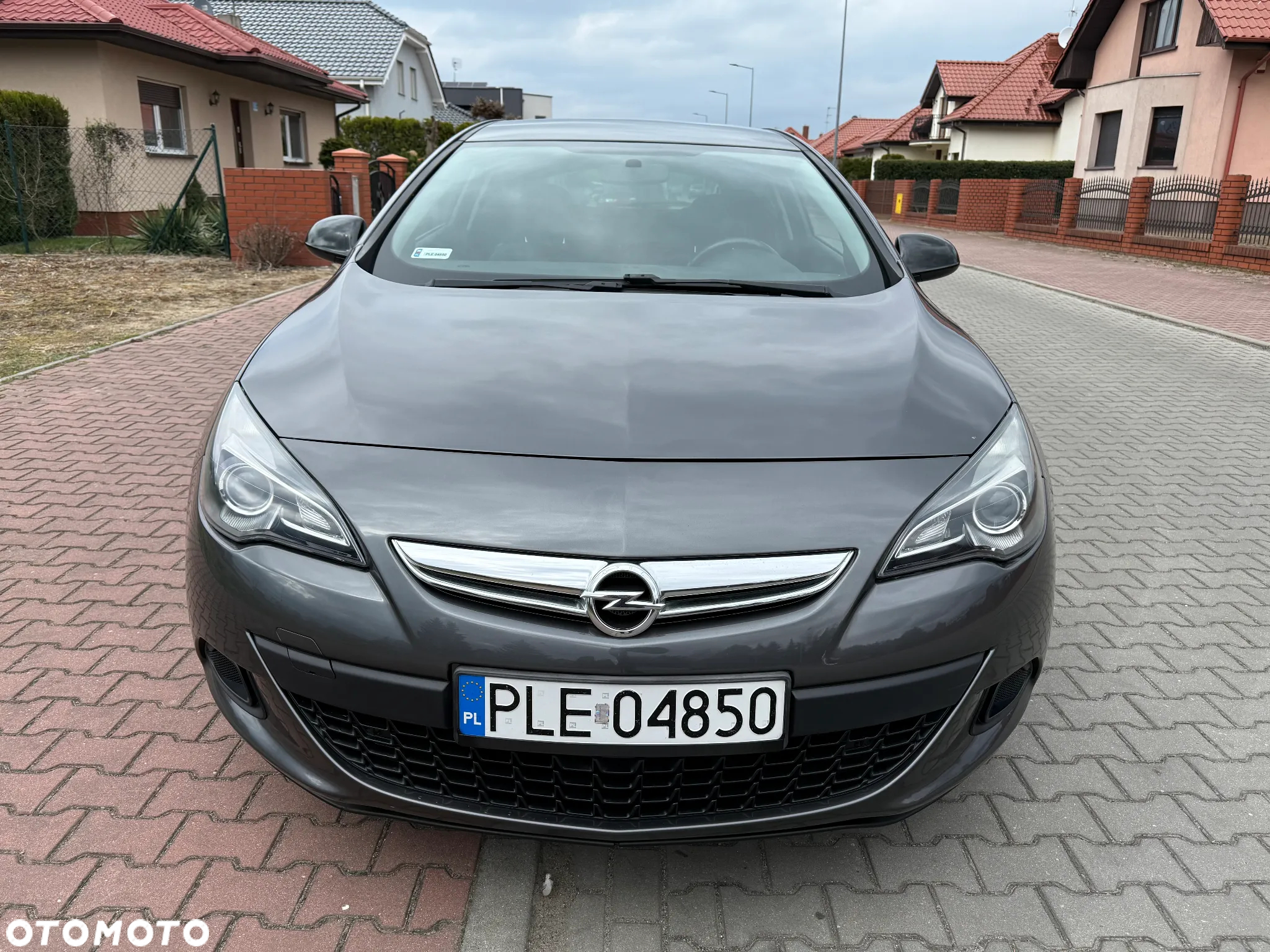 Opel Astra GTC 1.4 Turbo - 22