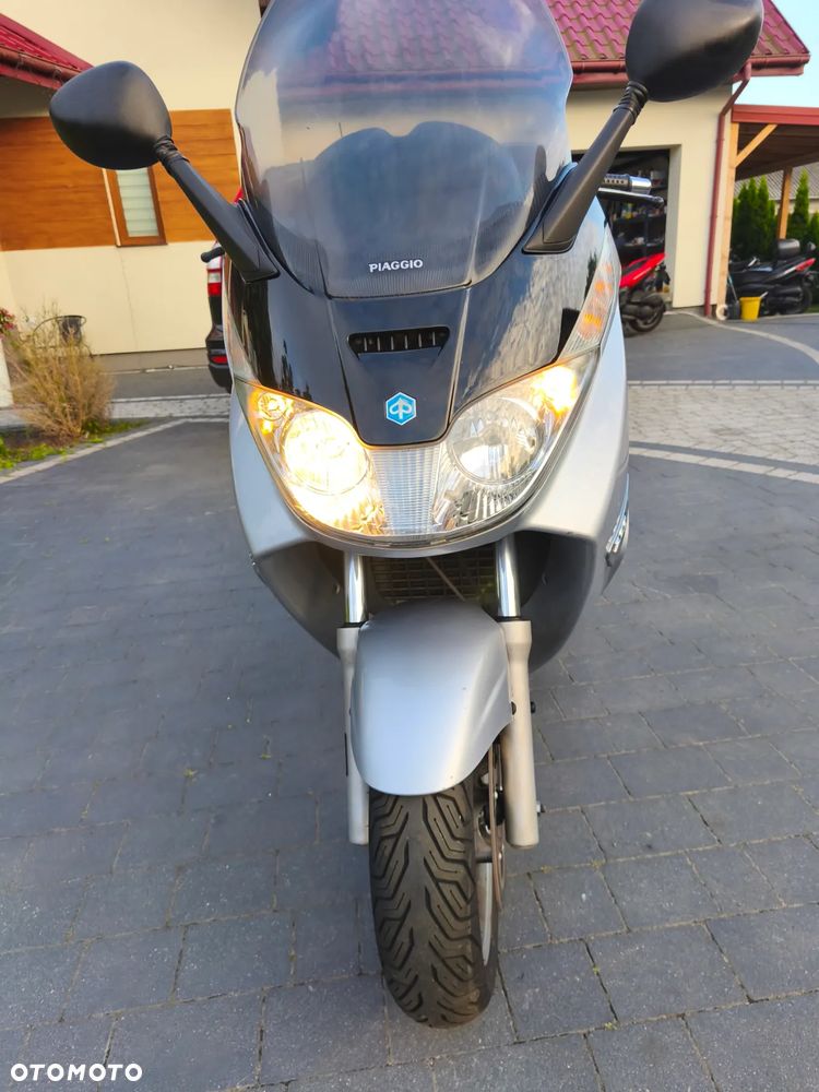 Piaggio X8 - 4