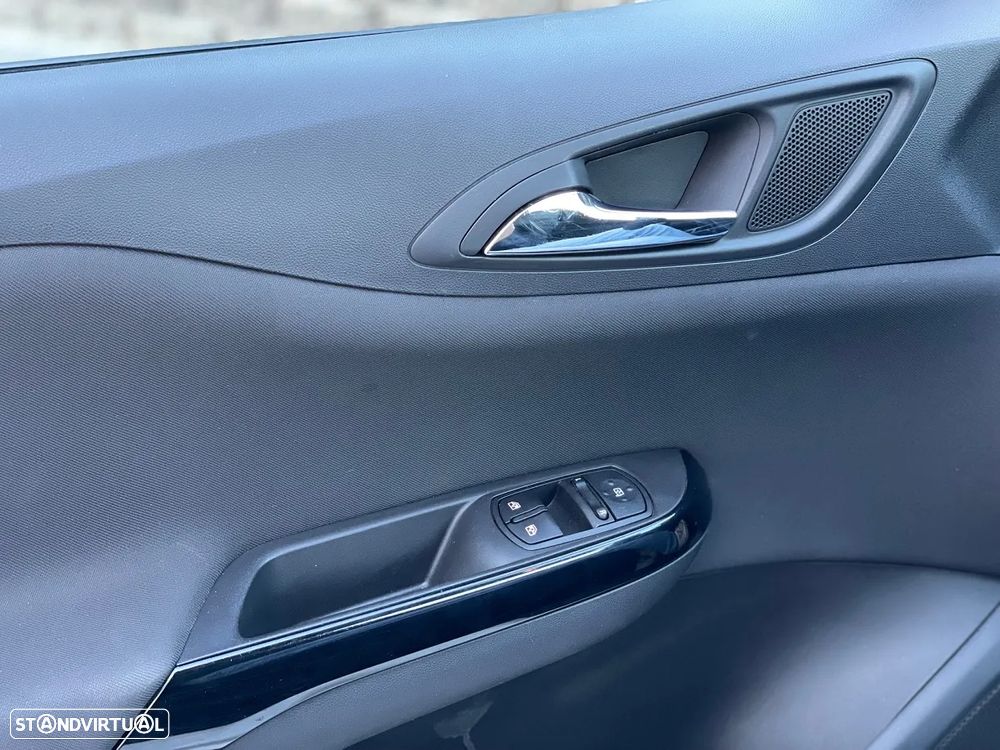 Opel Corsa 1.3 CDTi Comercial - 14