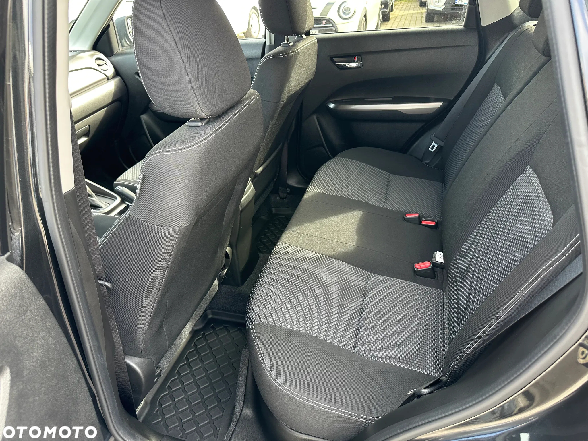 Suzuki Vitara - 8