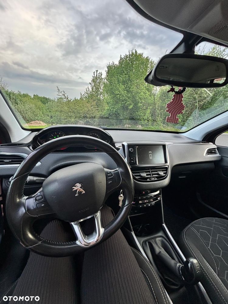 Peugeot 2008 1.2 Pure Tech Active - 9